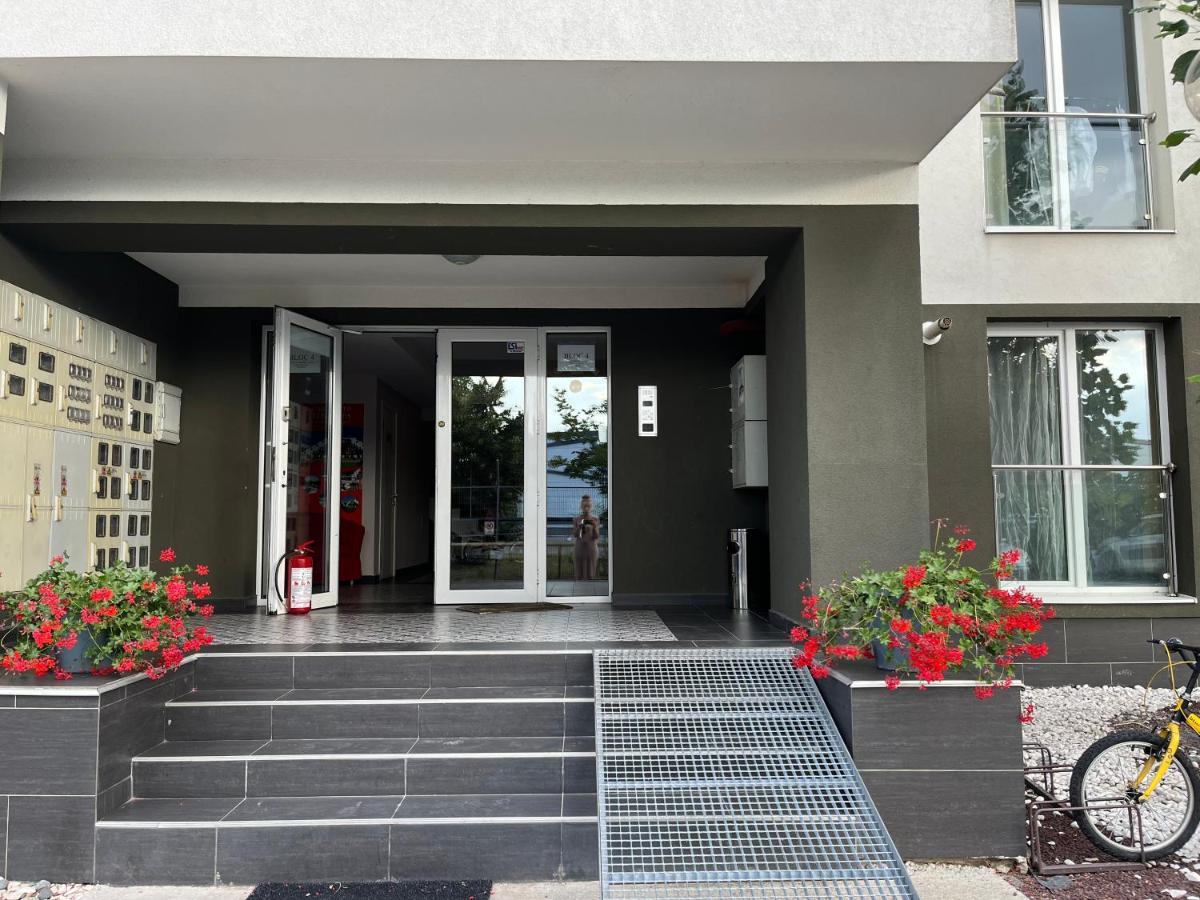 Airport Residence Otopeni Exterior foto